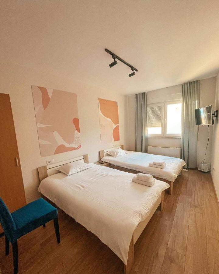 Mint Hotel Prizren Ngoại thất bức ảnh