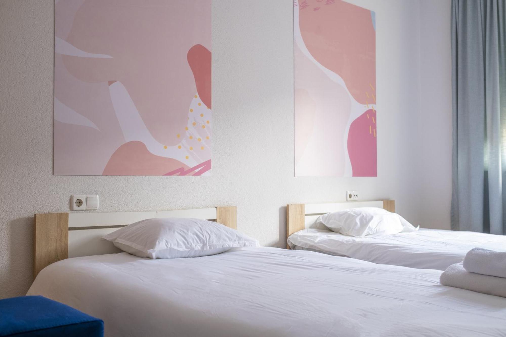 Mint Hotel Prizren Phòng bức ảnh